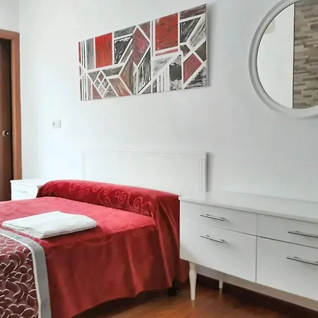 Welcoming In A Coruna, 90 M², Balcony アパート