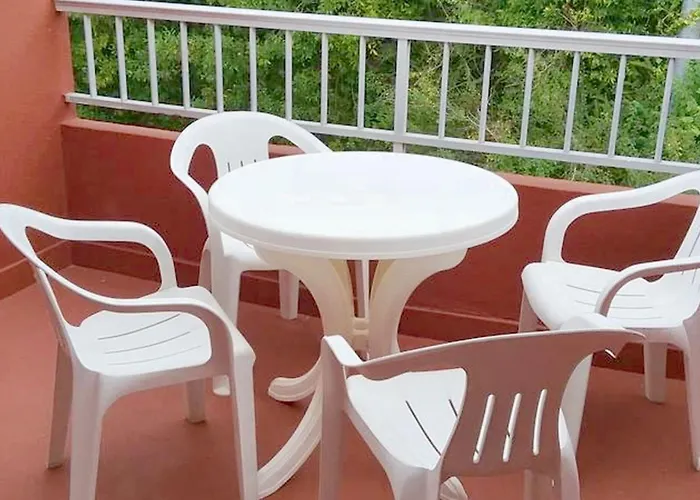 Апартаменты Welcoming In A Coruna, 90 M², Balcony Серрес